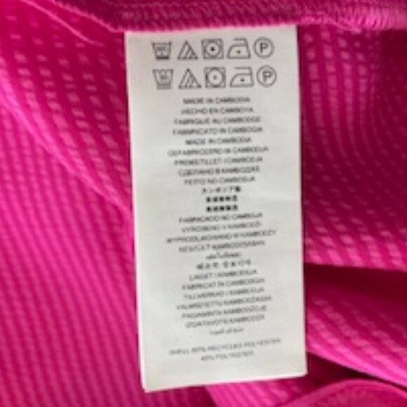 Stunning Hot Pink off the shoulder top with chain straps - Picture 6 of 6